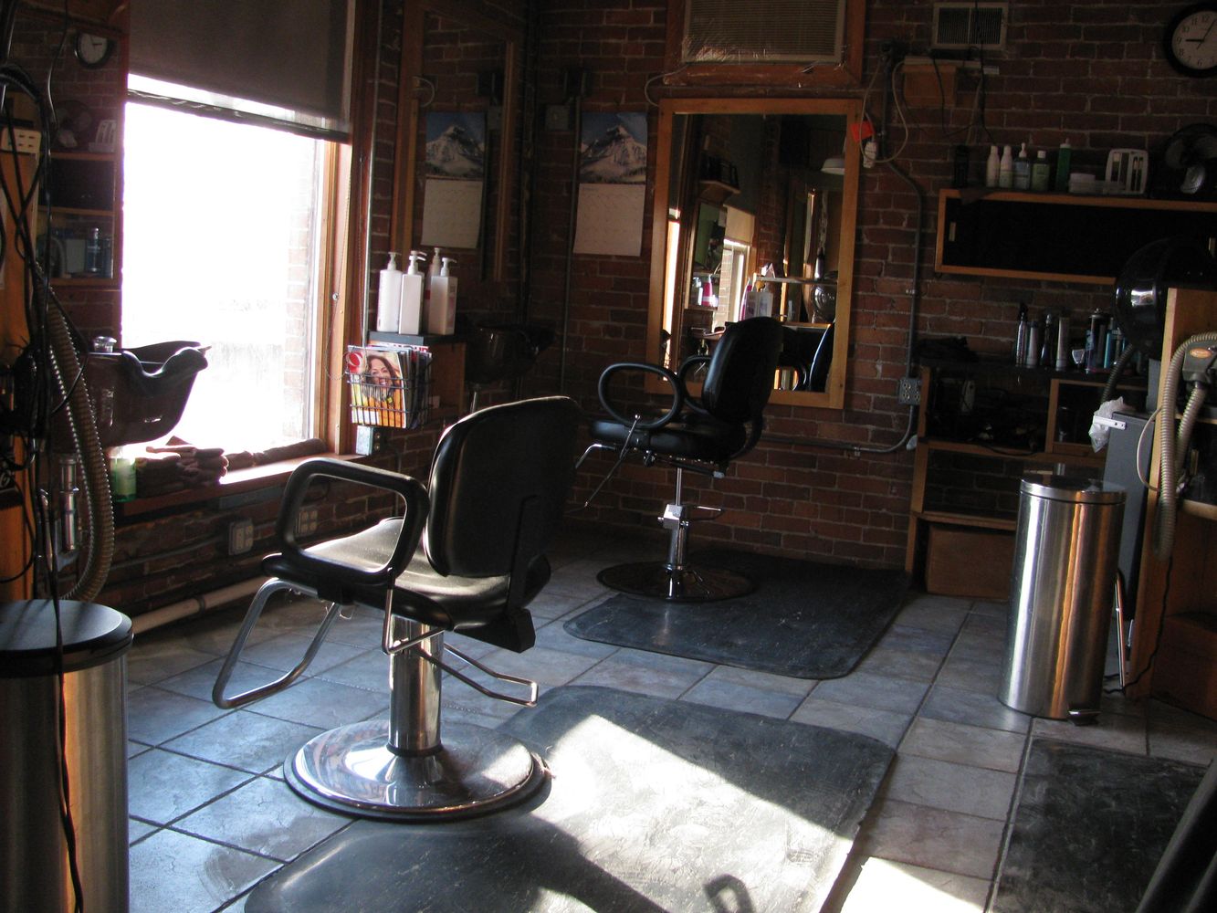 94 Main St, Auburn, ME 04210